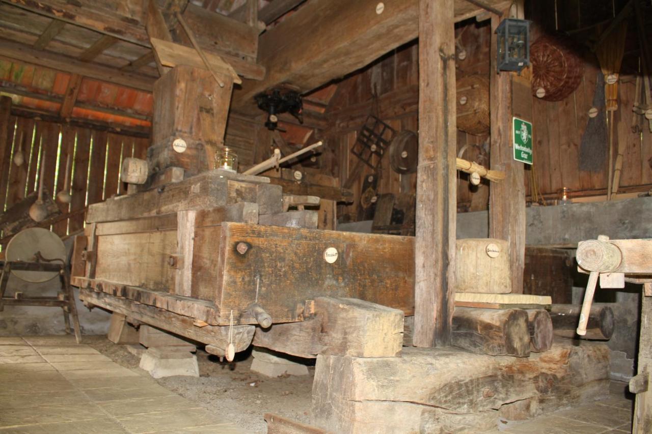 Buchschneider - Ferienhaus Maier - Landhof Schwarzautal Bagian luar foto